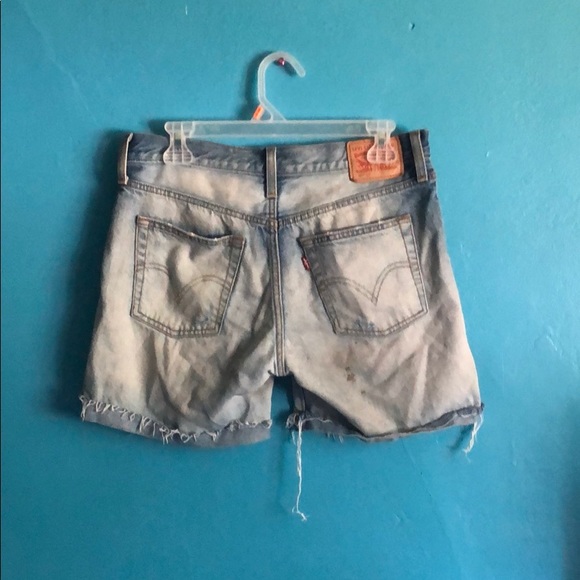 Levi Jean Shorts - Picture 3 of 5
